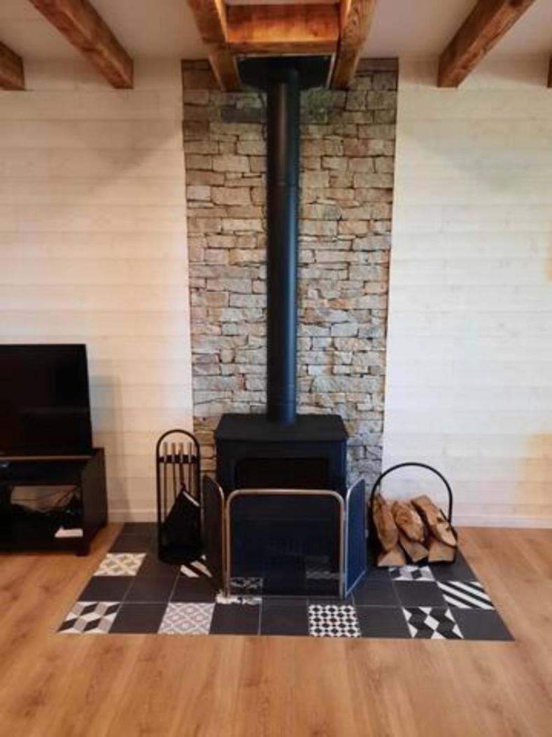 Holiday home Maison Renovee Au Sommet Du Village Llo